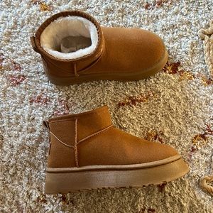 Platform ugg like ankle  boot